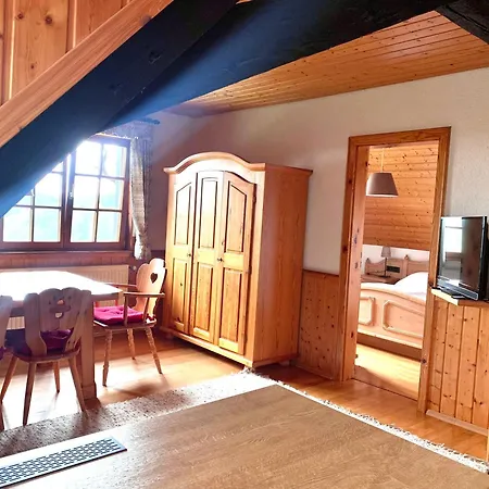 Schmalzerhisli Apartment *